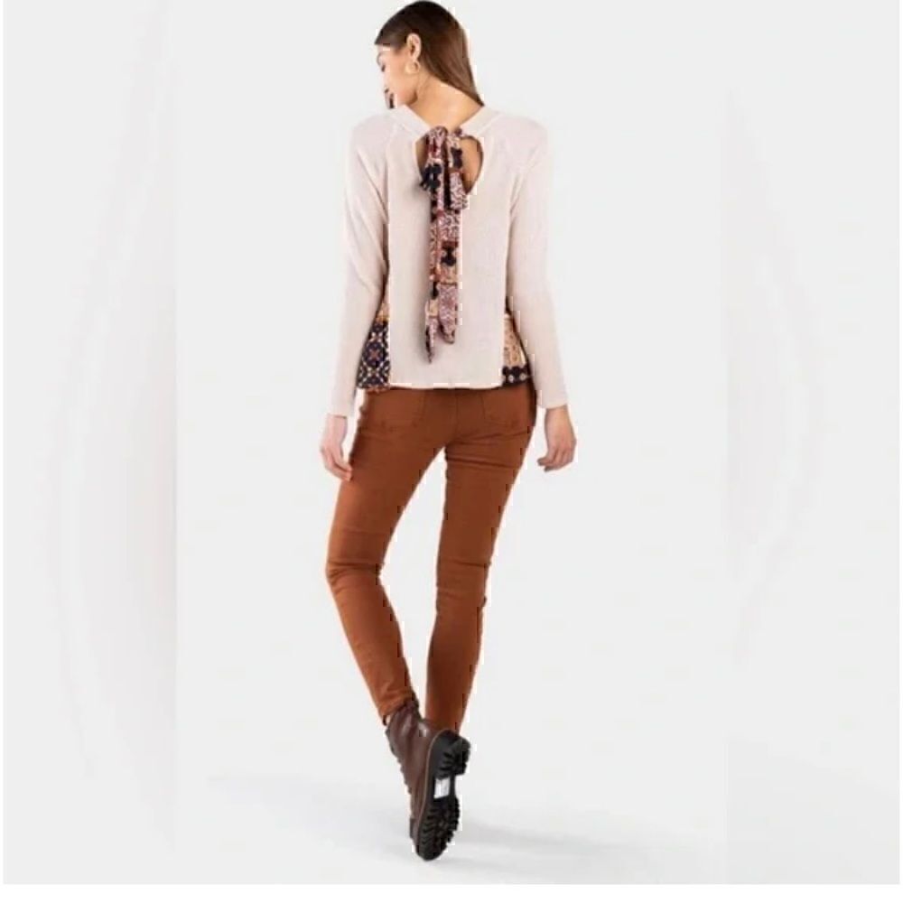 Francesca’s  Blue Rain Cienna Print Keyhole Tie Back Long Sleeve Sweater L - Picture 5 of 13